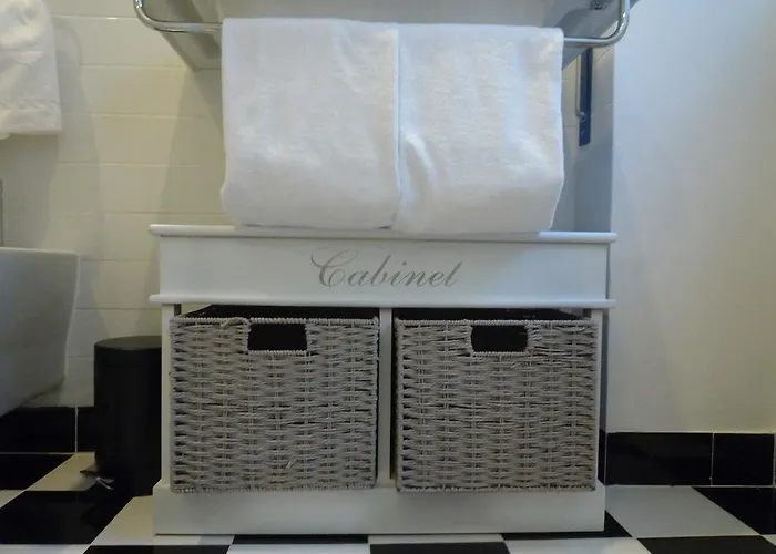 Frühstückspension Alma Mater 4*